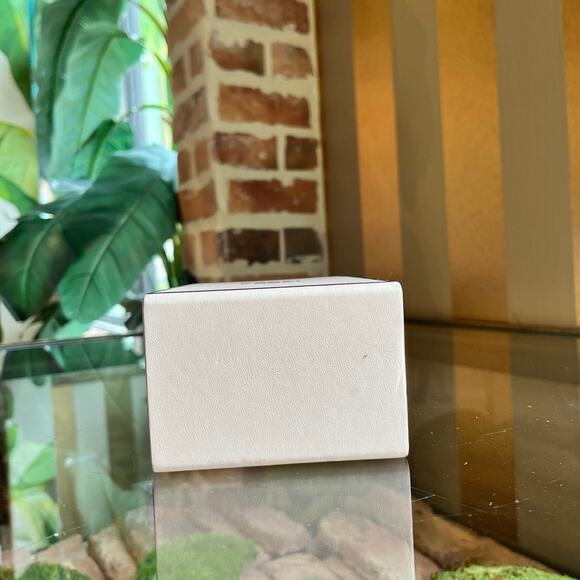 FENDI Vitello Fluffy Logo Vertical Box Crossbody - Picture 4 of 16